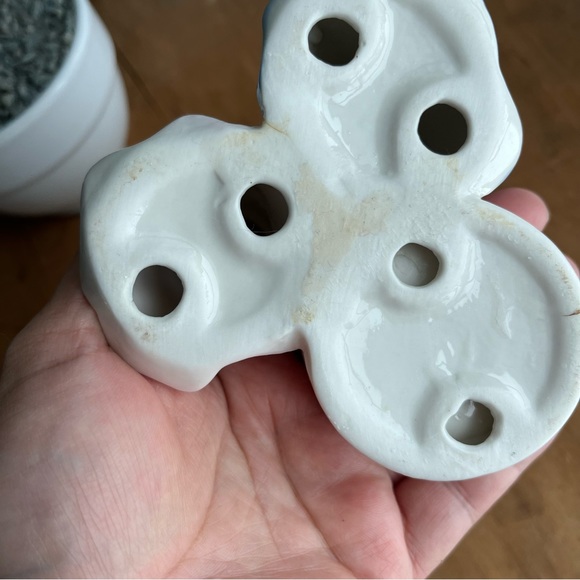 Vintage Porcelain Kissing Angles Votive Tea Light Candle Holder - Picture 3 of 6